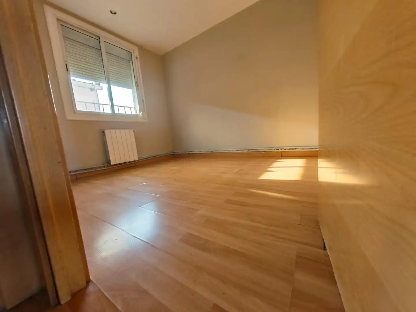 Schlafzimmer von Wohnung zum Verkauf in Sabadell mit Heizung, Abstellraum und Balkon