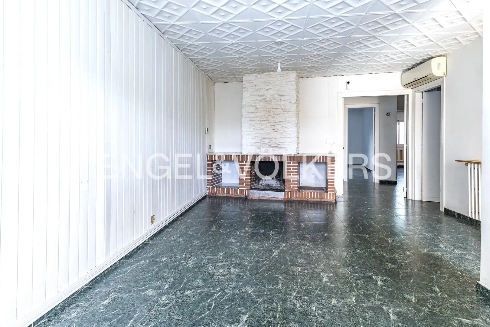 Sala de estar de Casa o chalet en venta en Sallent con Calefacción, Terraza y Trastero