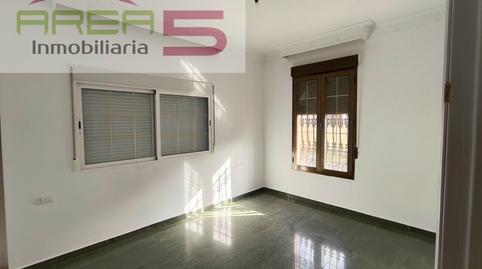 Foto 4 de Casa adosada en venda a Arroyo de San Serván, Badajoz