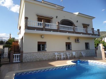 Villa avec piscine à vendre à Alcaucín