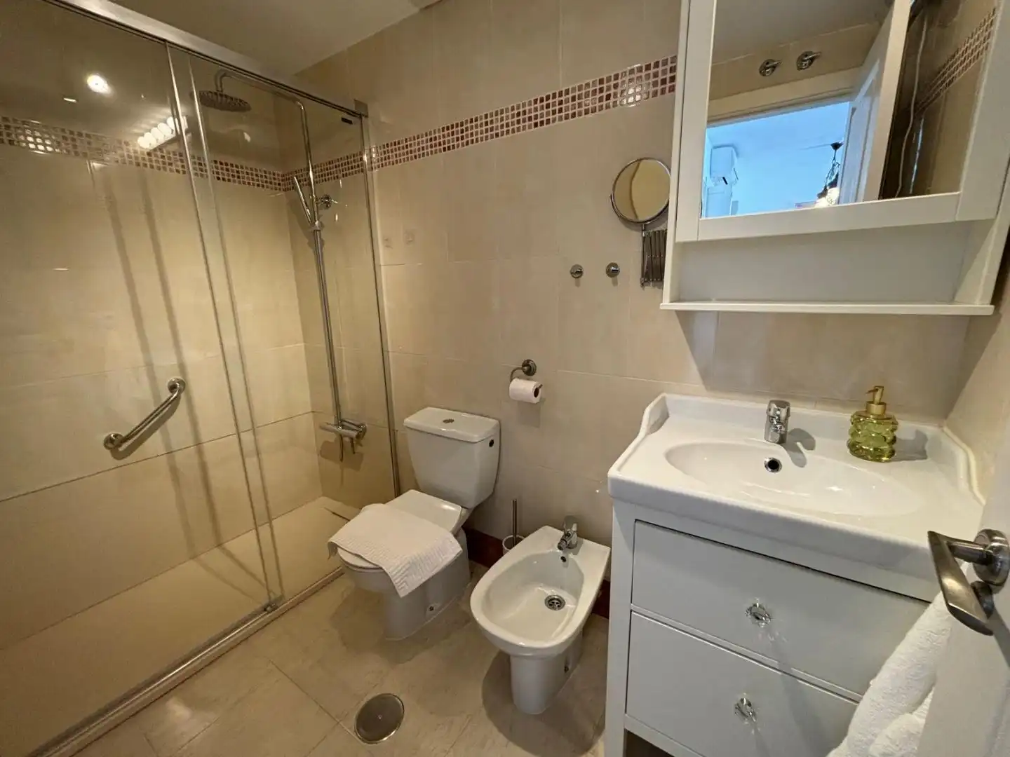 Badezimmer von Wohnung zur Miete in Vélez de Benaudalla mit Klimaanlage