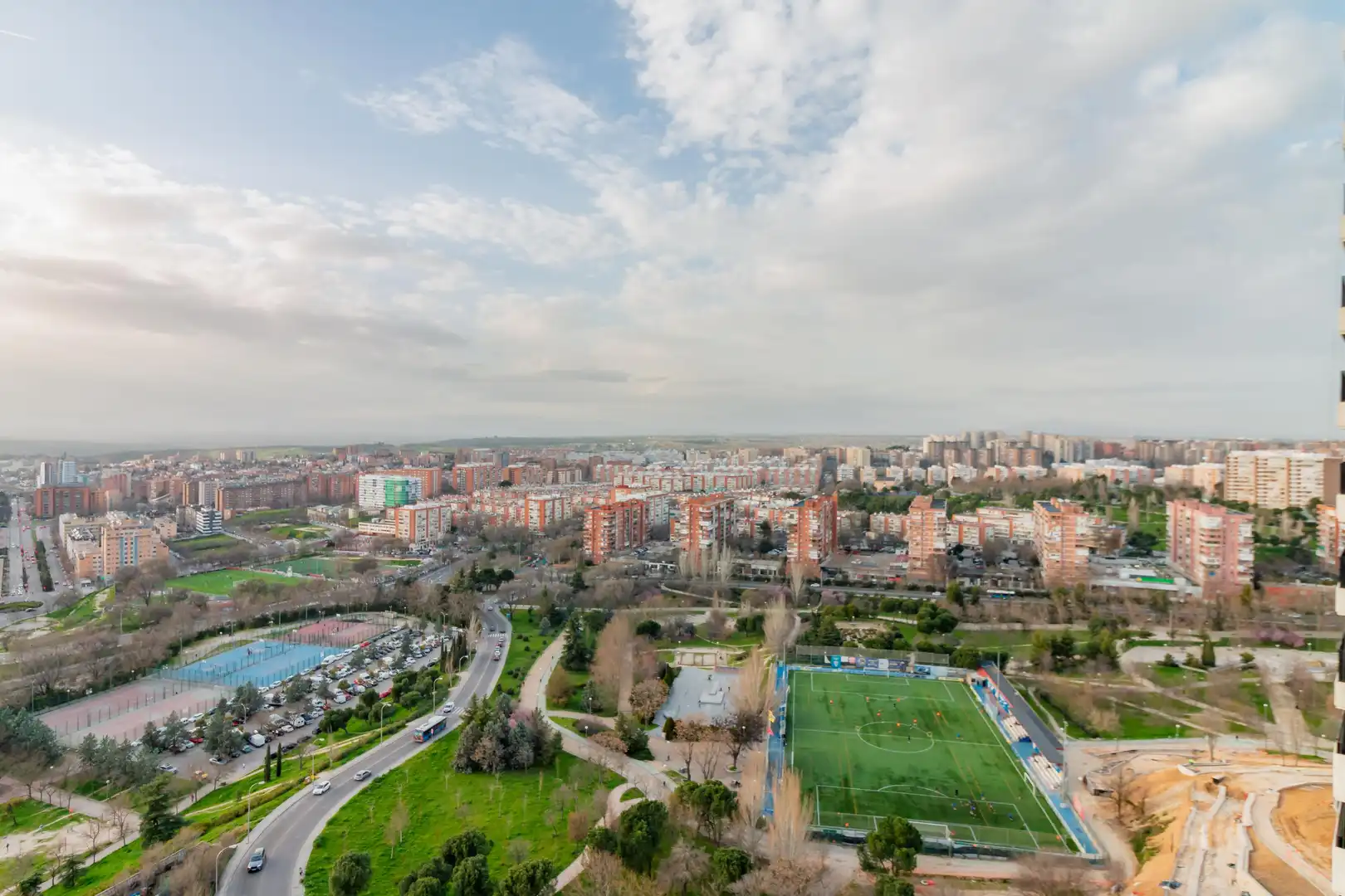 Vista exterior de Apartamento en venta en Madrid con Calefacción, Jardín privado y Piscina comunitaria