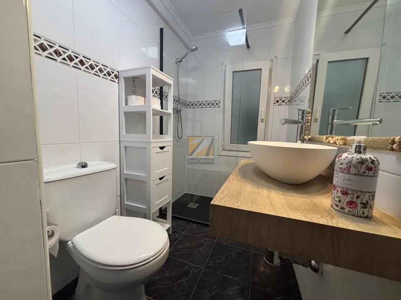 Bathroom of Flat for sale in Milán - Pumarín - Teatinos