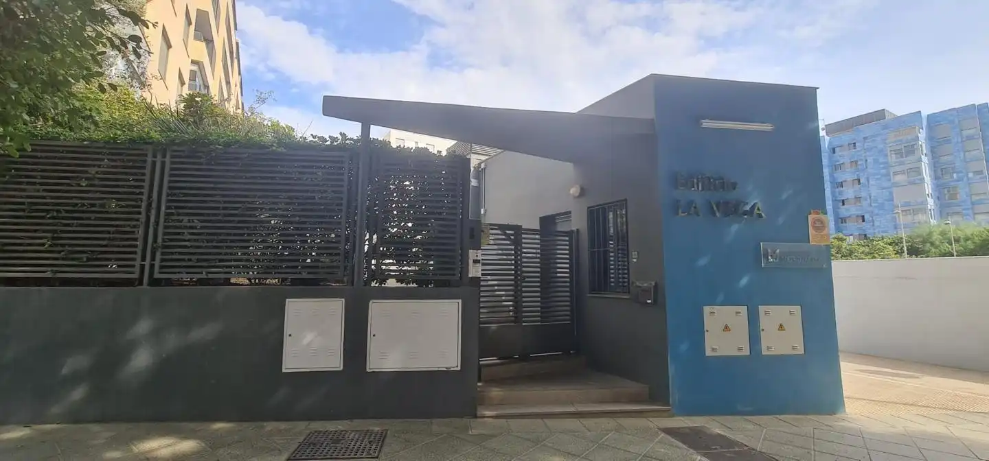 Vista exterior de Pis en venda en Nueva Almería - Cortijo Grande - Vega de Acá