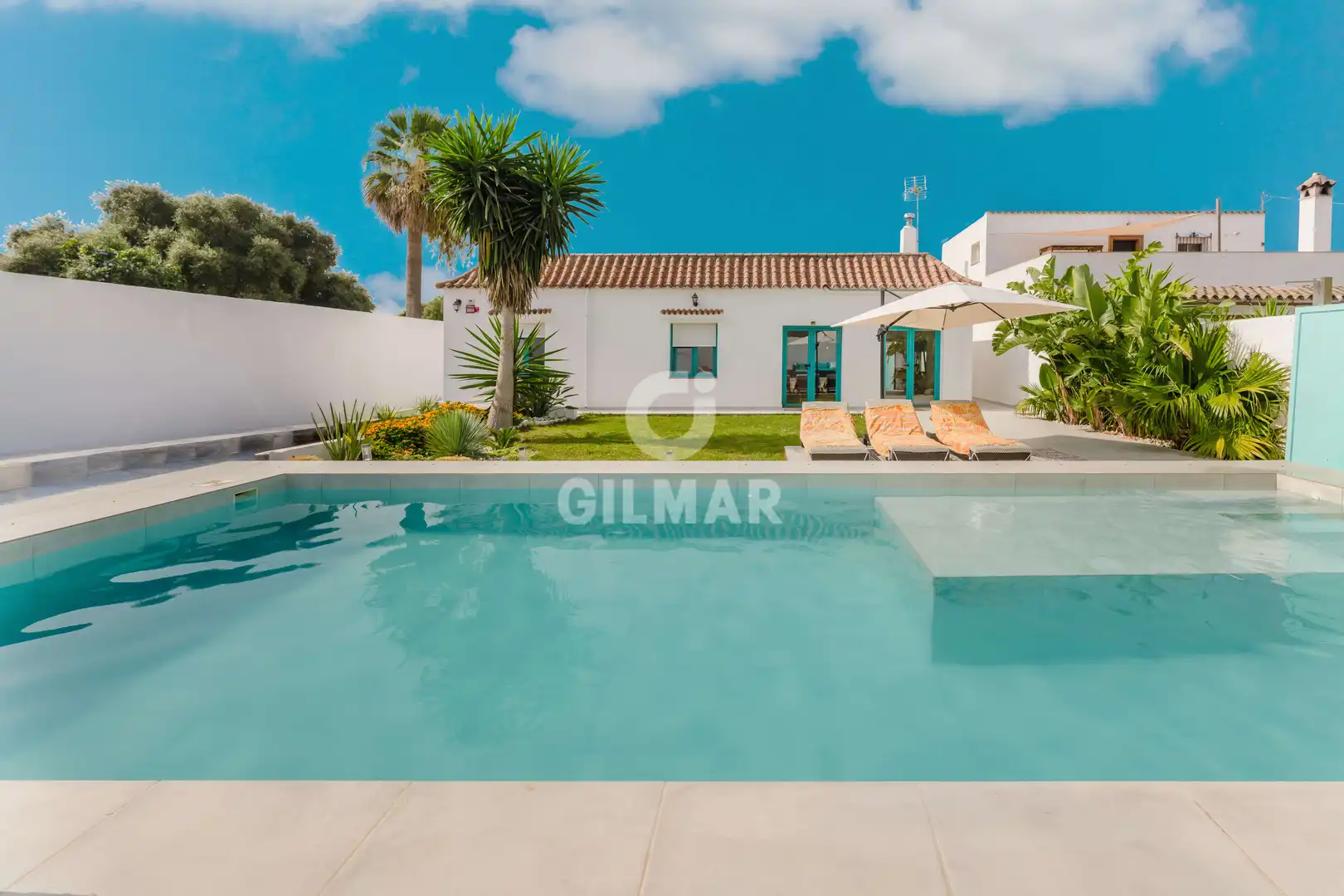 Exterior view of Houses for sale in Barbate  with Heating, Private garden and Swimming Pool