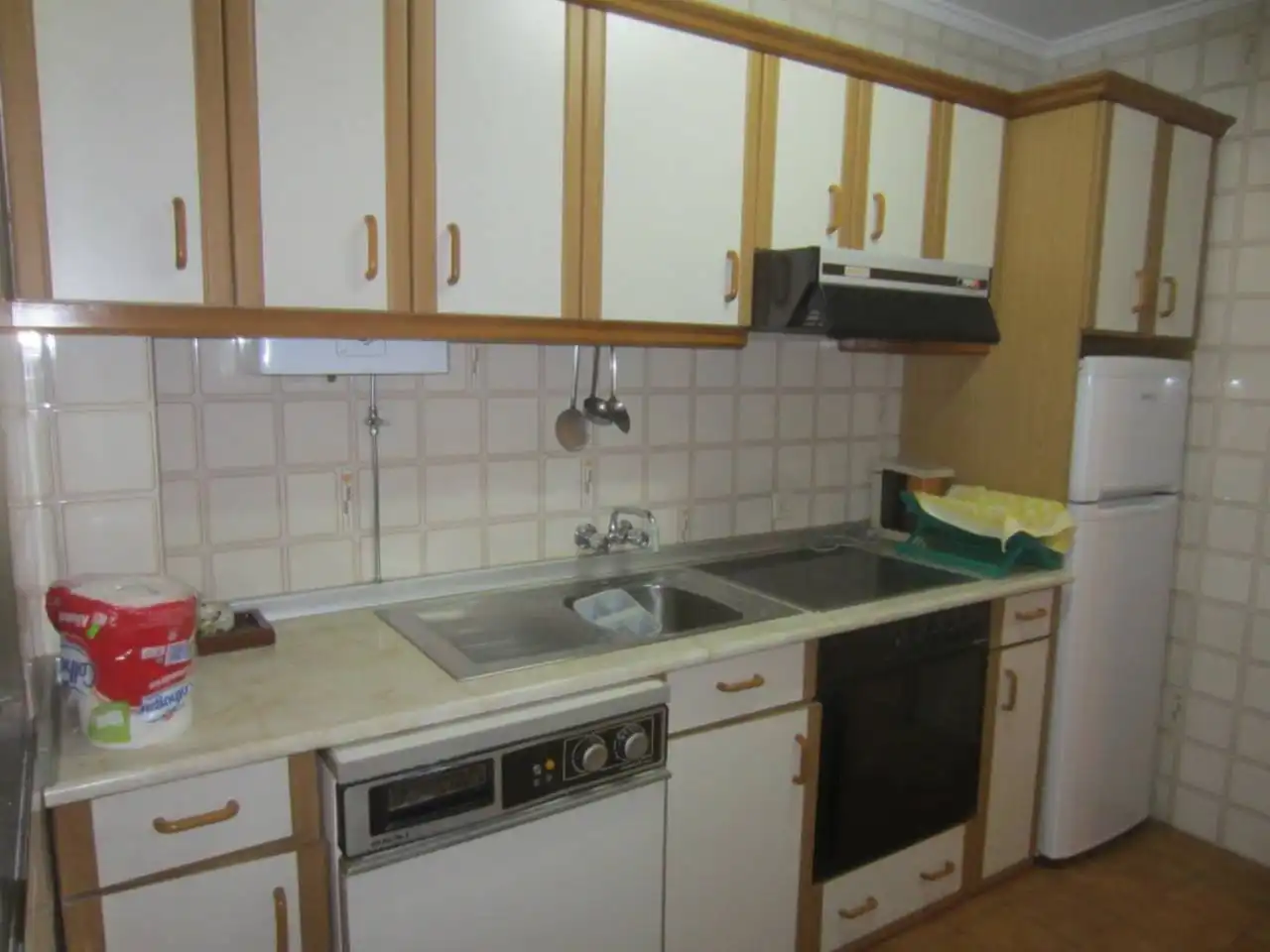 Cocina de Piso en venta en Sancti-Spíritus (Salamanca) con Calefacción, Terraza y Amueblado