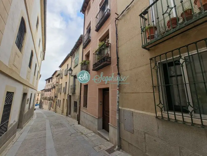 Vista exterior de Piso en venta en Segovia con Aire acondicionado y Calefacción