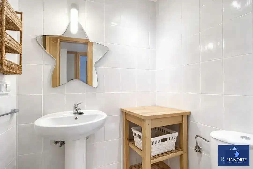 Piso con piscina en venta en Calle Castillo de Gauzón, imagen 18