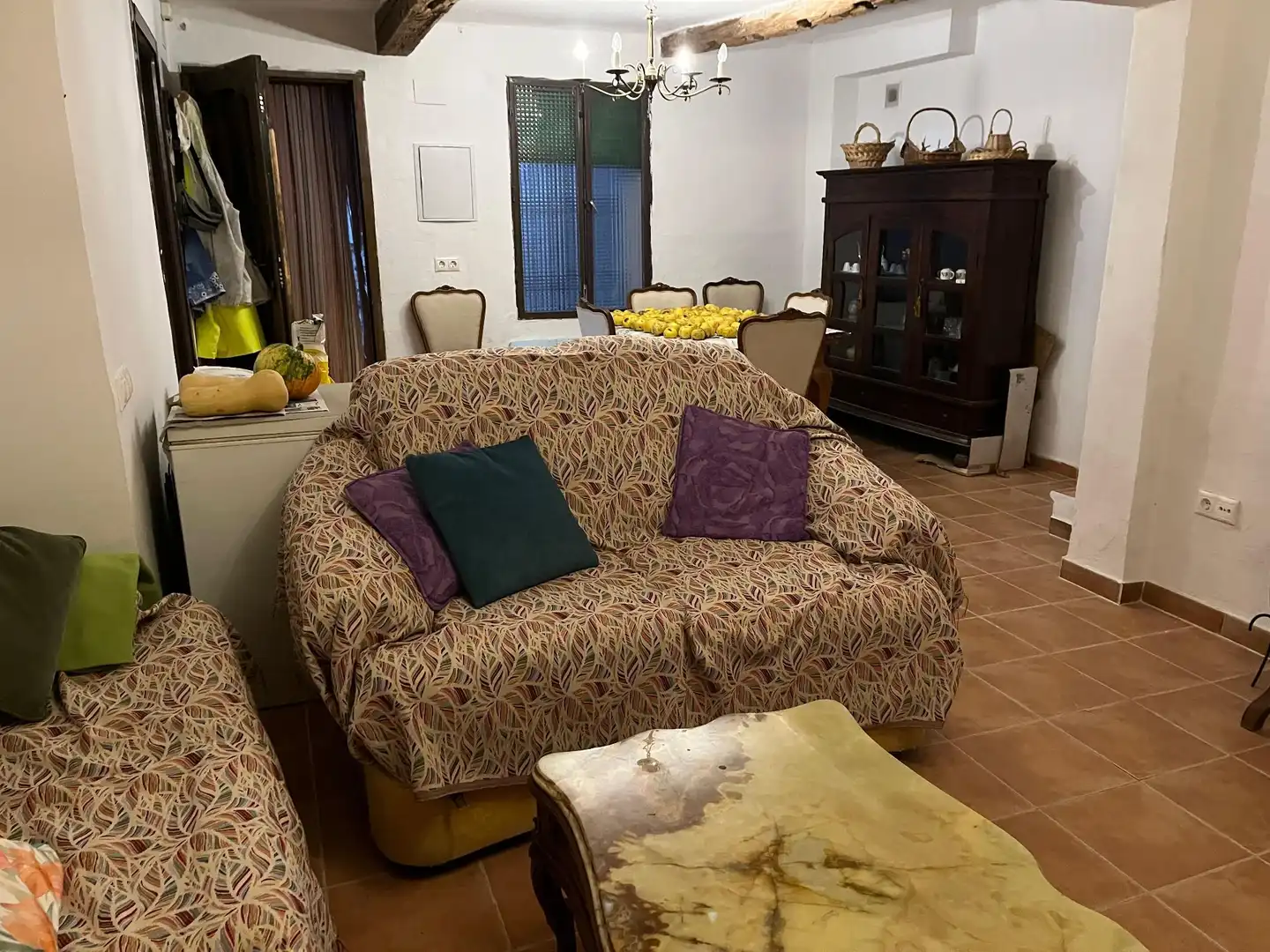 Sala d'estar de Finca rústica en venda en Palomera amb Calefacció