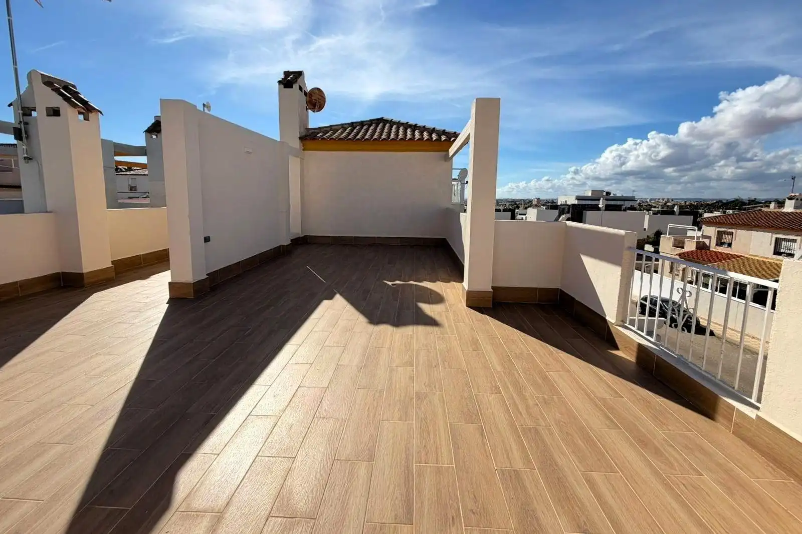 Terrassa de Casa adosada en venda en Torrevieja amb Aire condicionat, Calefacció i Jardí privat