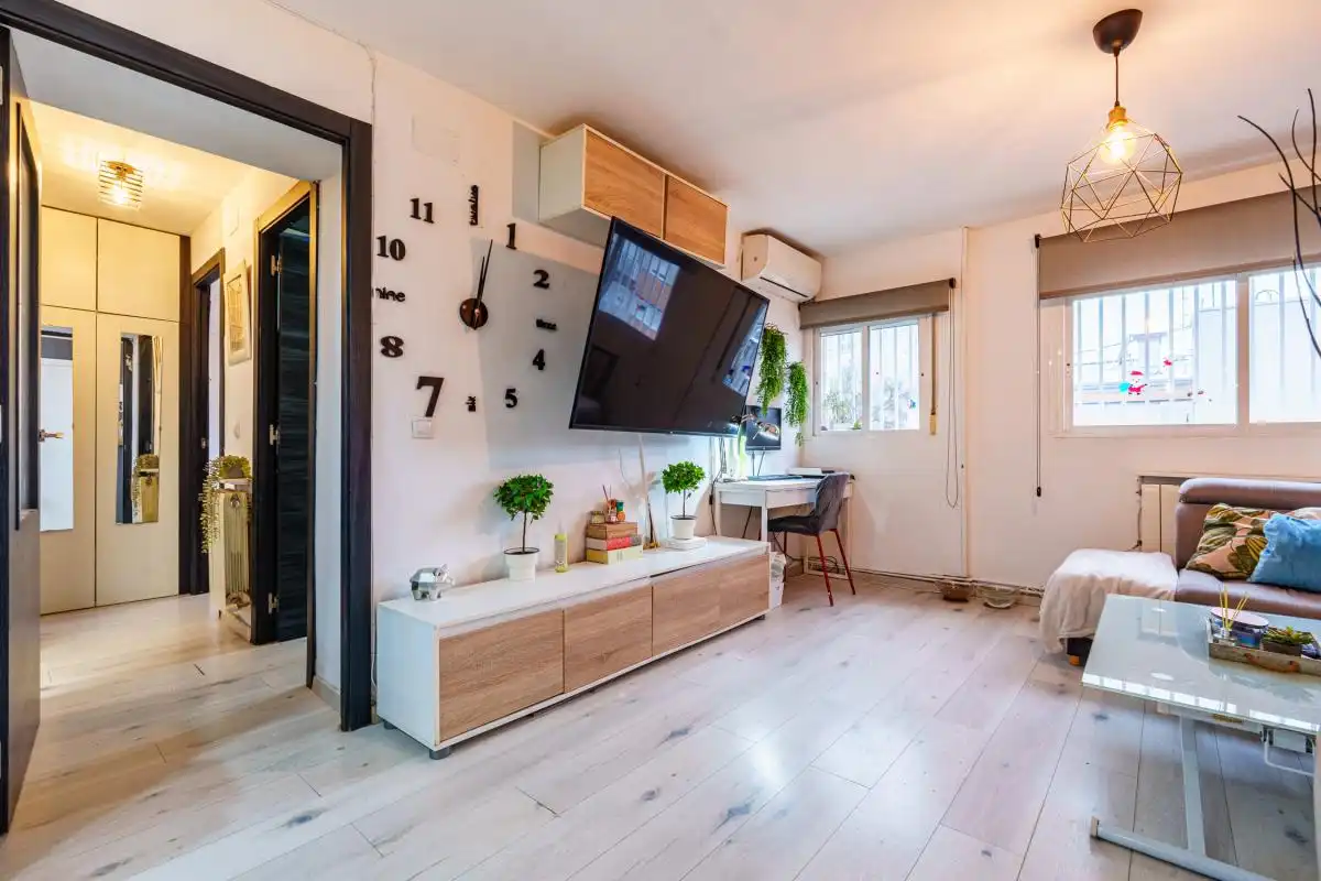 Bedroom of Flat for sale in  Madrid Capital  with Air Conditioner, Heating and Furnished