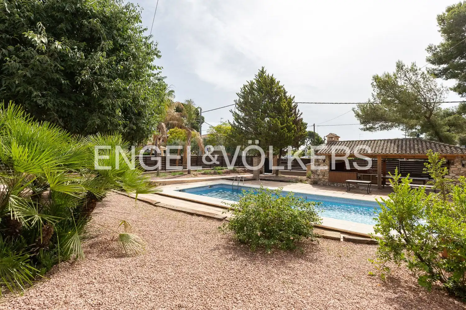 Piscina de Casa o chalet de alquiler en Paterna con Aire acondicionado, Calefacción y Jardín privado