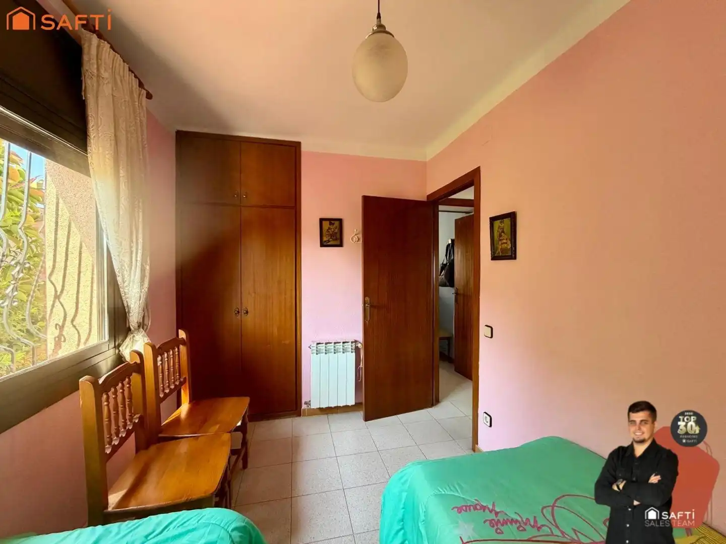 Habitación de Casa o chalet en venta en Pineda de Mar con Terraza y Balcón