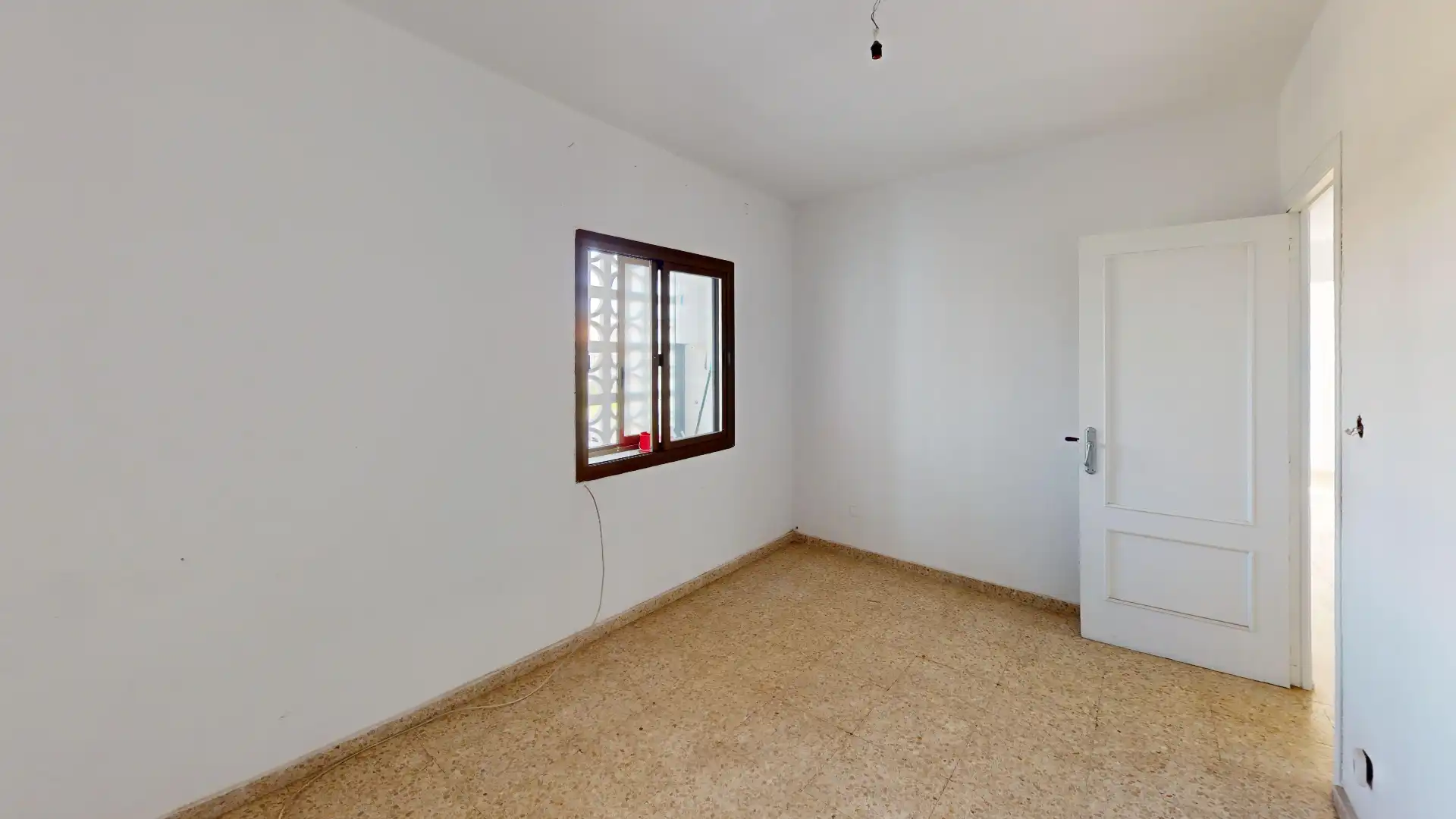 Dormitori de Pis en venda en Alicante / Alacant amb Terrassa, Forn i Microones