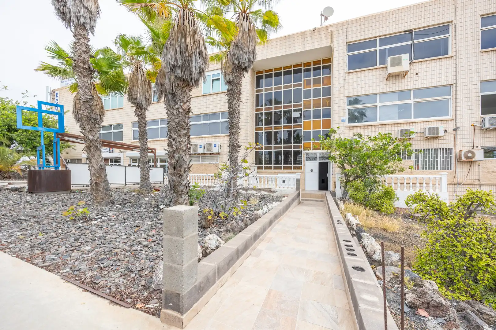 Office space for sale in Isleta - Puerto - Guanarteme