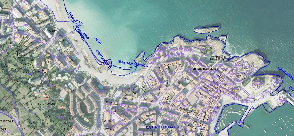Vista exterior de Residencial en venta en Castro-Urdiales