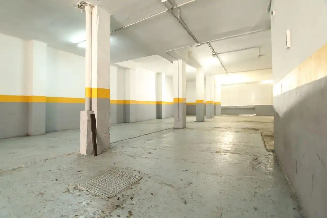 Local comercial en venda a Llevant, imagen 9