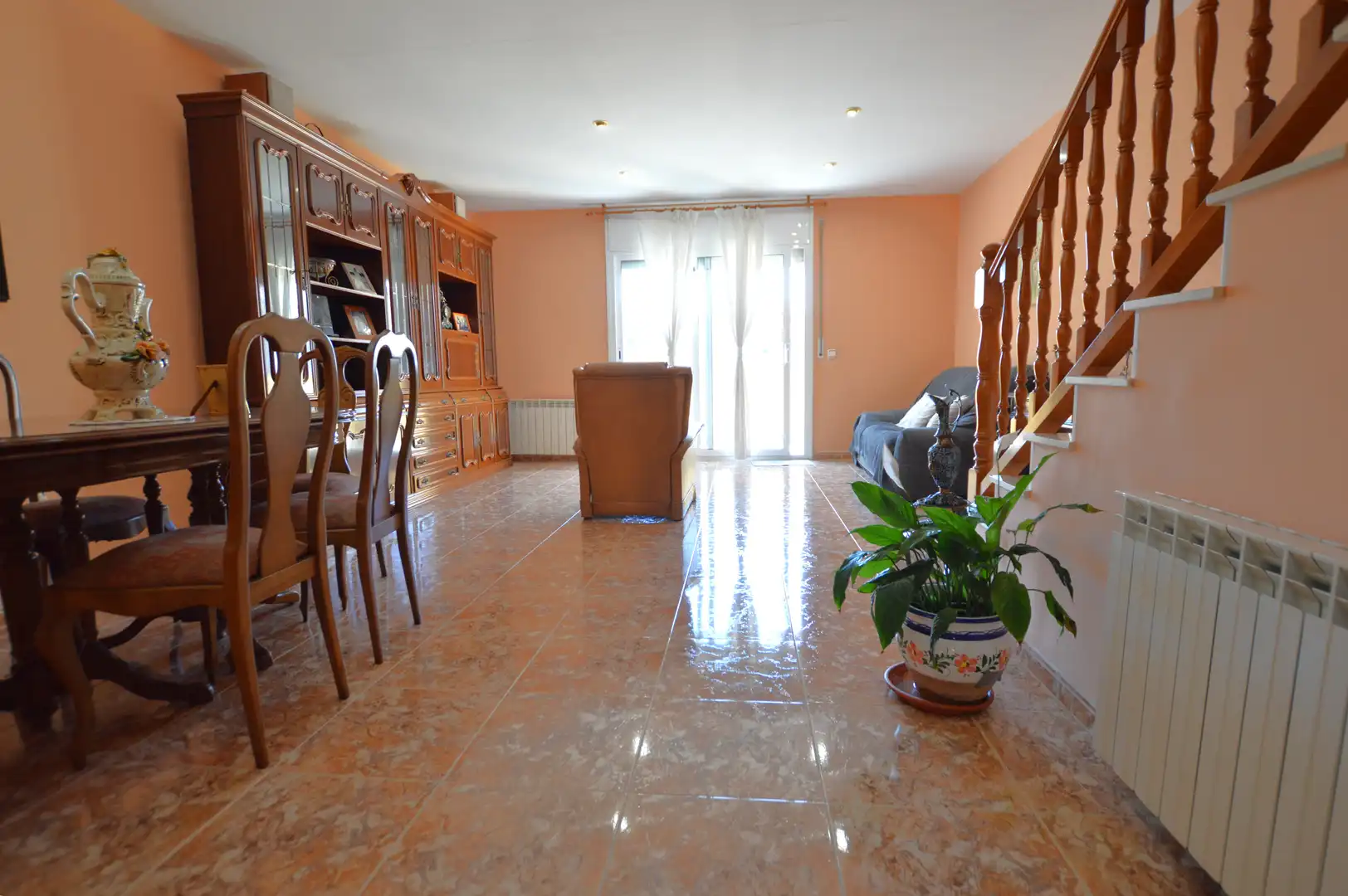 Casa adosada en venda en Cubelles amb Calefacció, Terrassa i Forn
