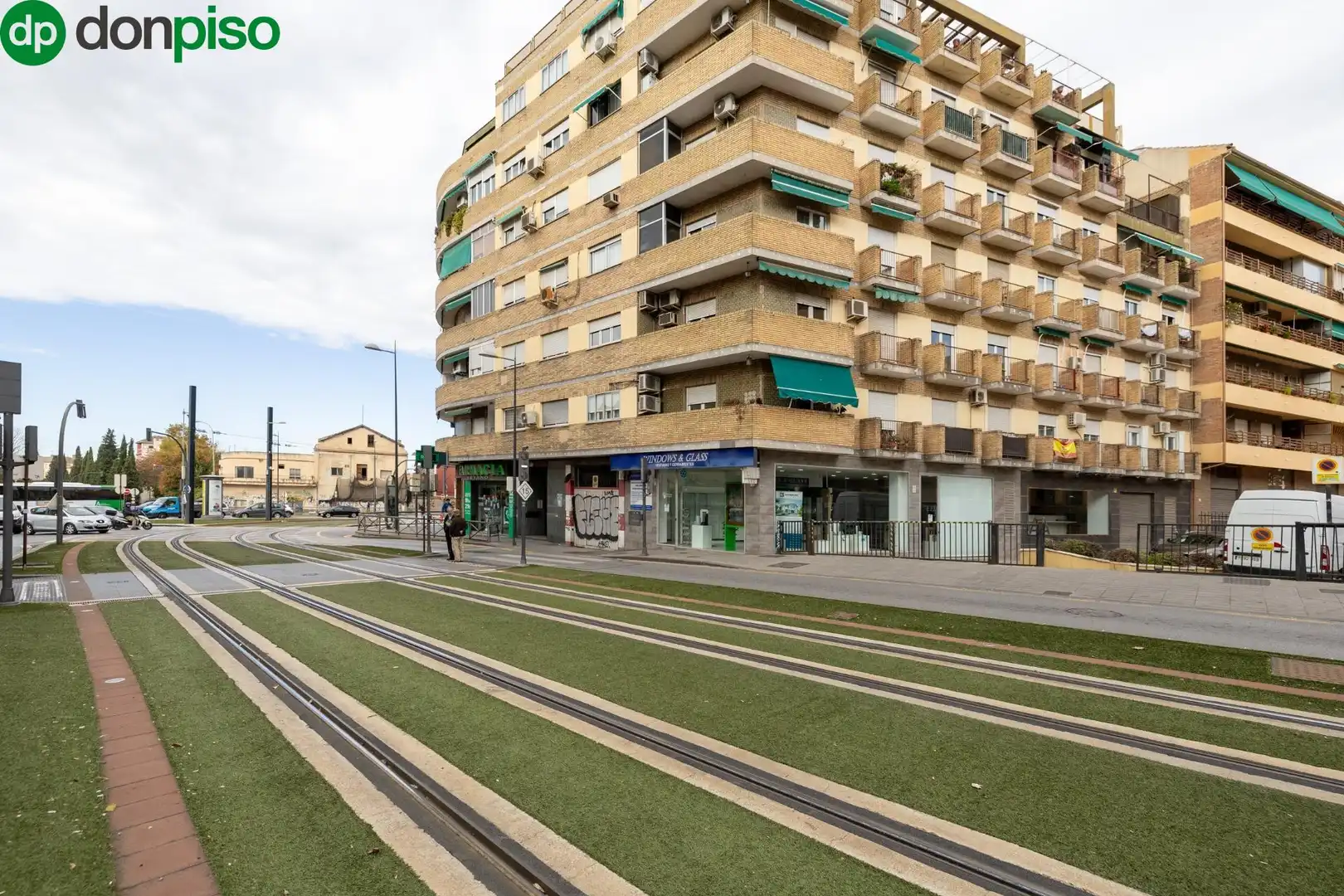 Exterior view of Flat for sale in Granada  with Air Conditioner, Heating and Terrace