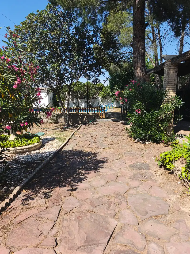 Jardí de Casa o xalet en venda en Cadrete amb Aire condicionat, Jardí privat i Terrassa