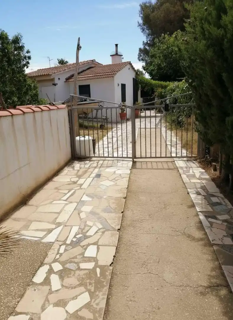Außenansicht von Residential zum Verkauf in Deltebre