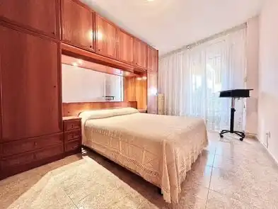 Habitación de Piso de alquiler en Terrassa con Aire acondicionado, Calefacción y Terraza