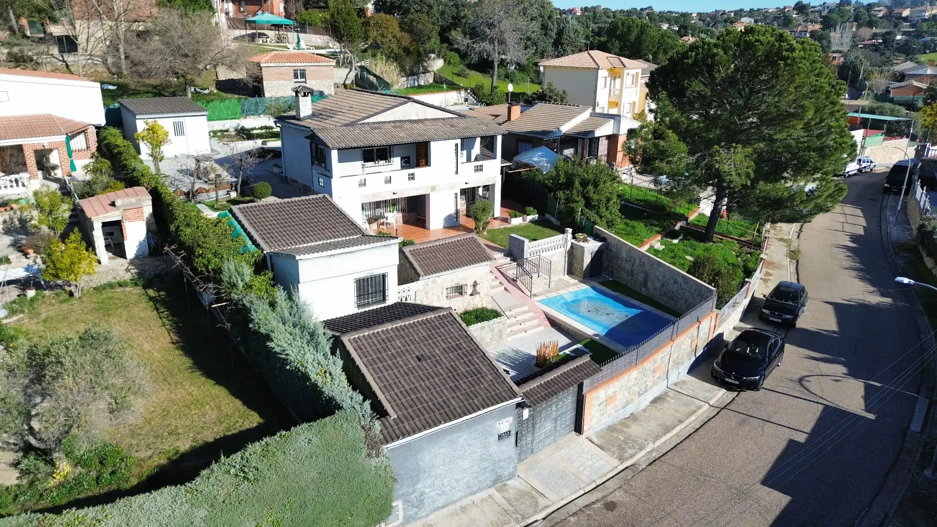 Vista exterior de Casa o xalet en venda en Santa Cruz del Retamar amb Calefacció, Jardí privat i Terrassa