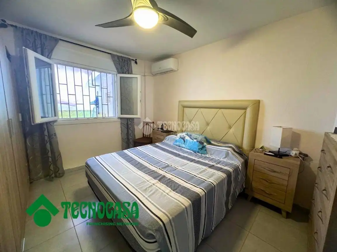 Habitación de Piso en venta en Coín, Málaga