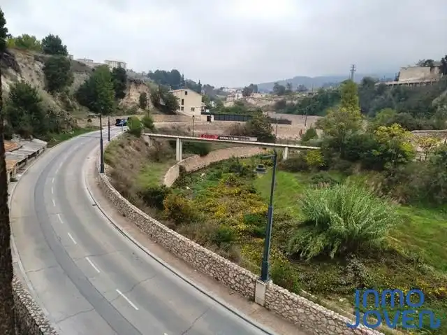 Vista exterior de Nau industrial en venda en Alcoy / Alcoi