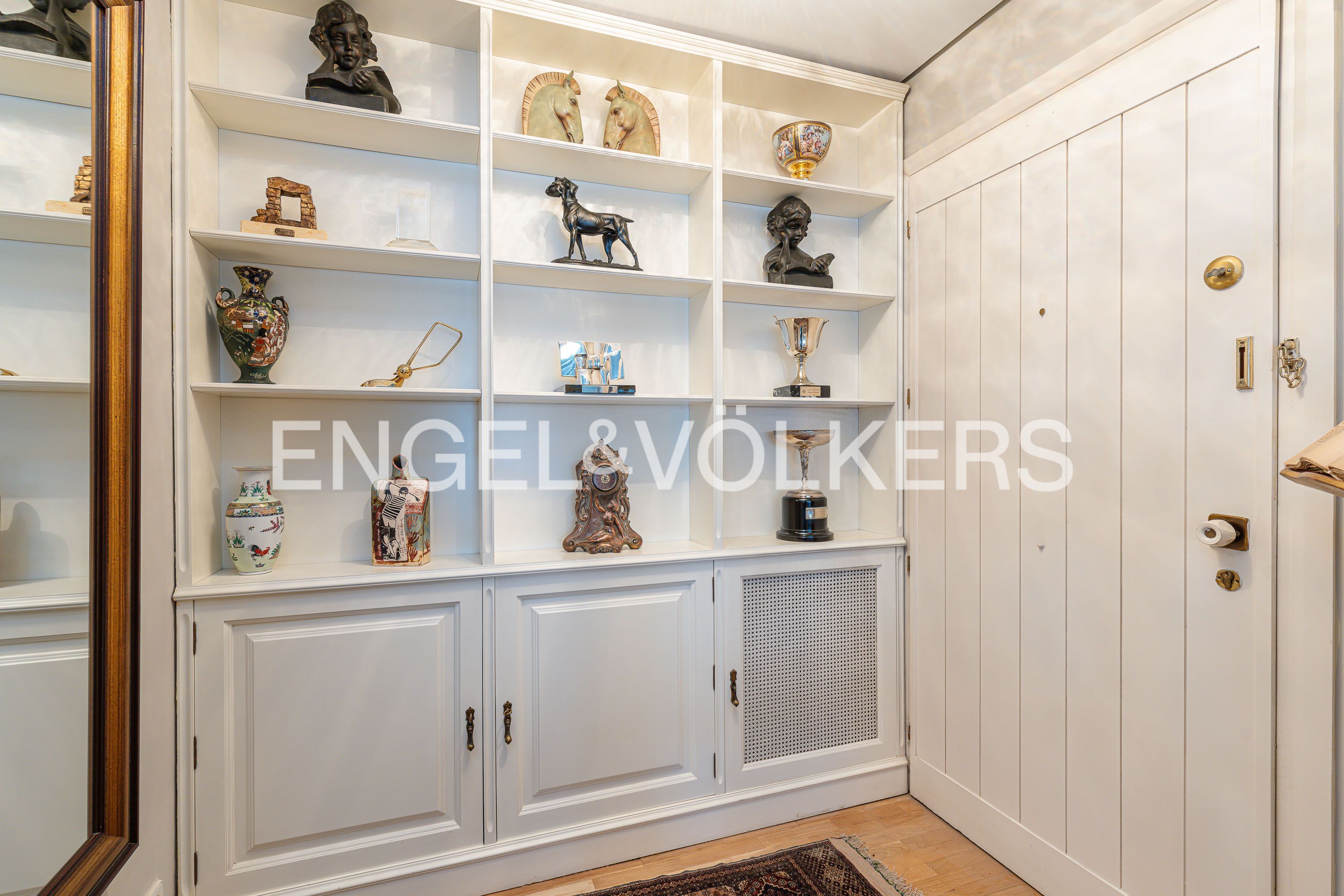 Sala de estar de Piso en venta en  Madrid Capital con Calefacción, Jardín privado y Parquet