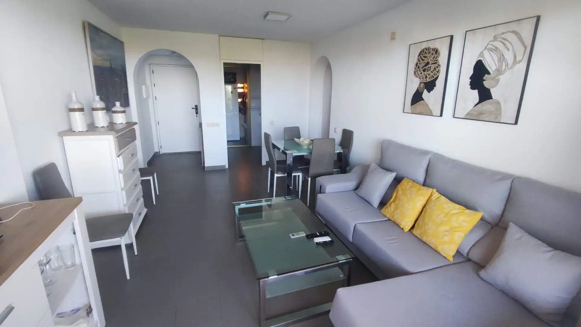 Sala d'estar de Apartament de lloguer en El Ejido amb Aire condicionat, Terrassa i Balcó