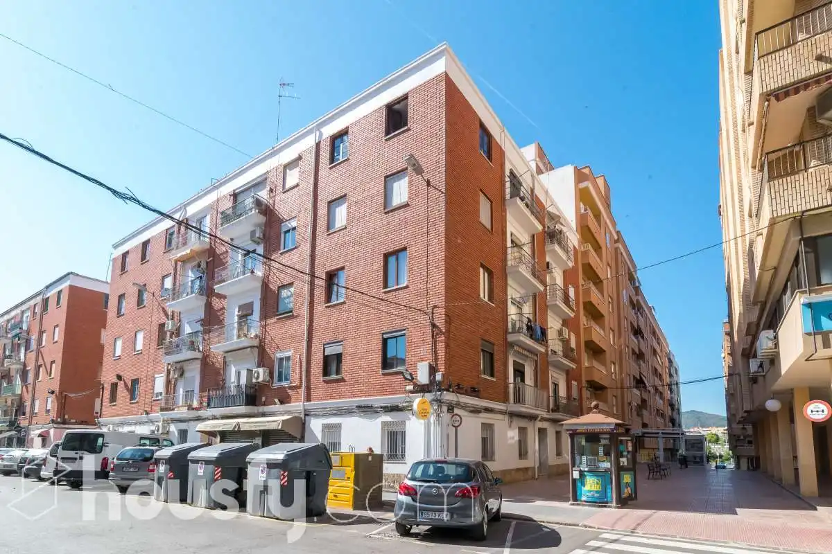 Vista exterior de Piso de alquiler en Sagunto / Sagunt con Aire acondicionado, Amueblado y Balcón