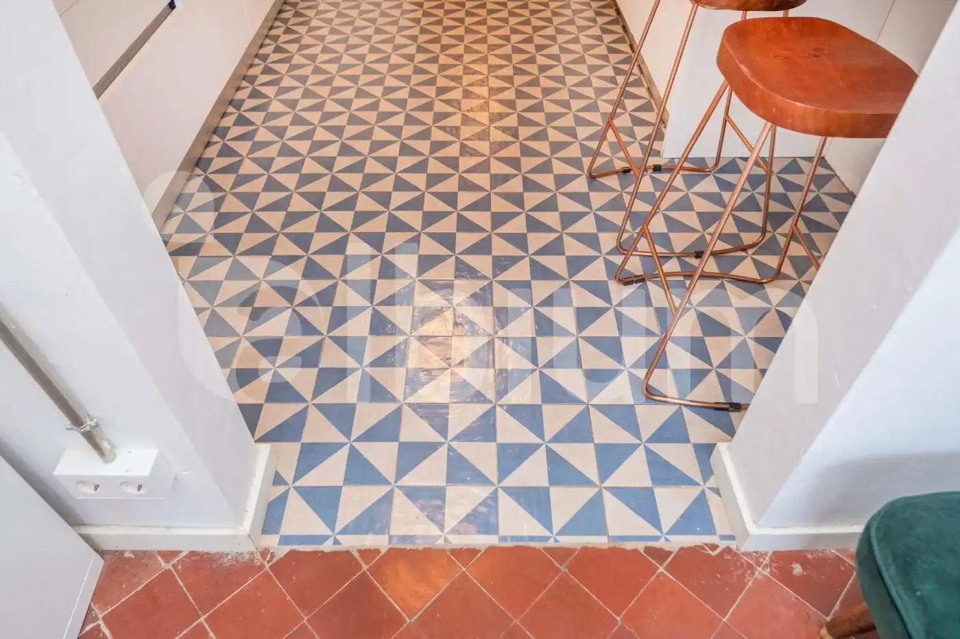 Wohnung zum Verkauf in Barcelona mit Klimaanlage und Terrasse