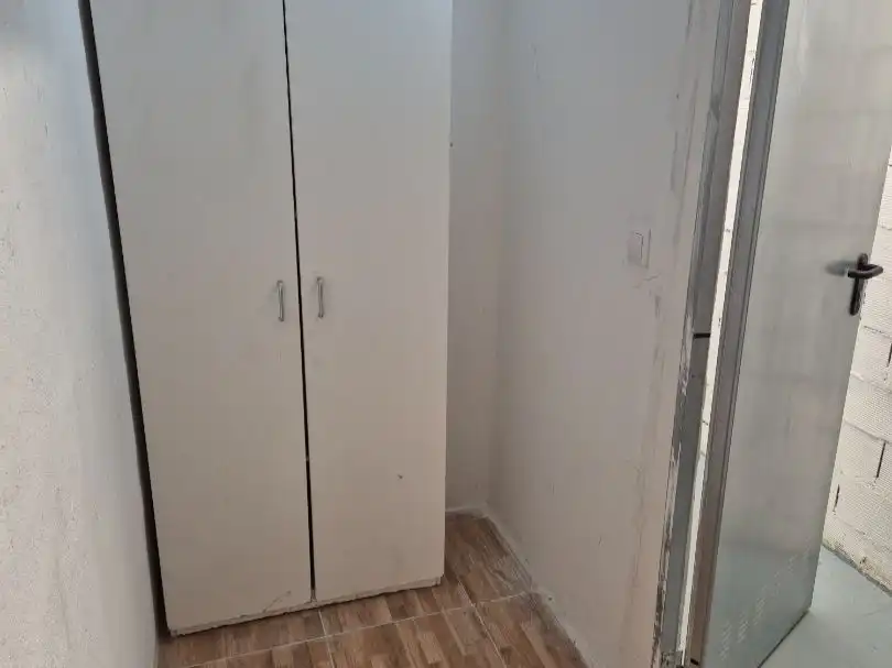 Storage room for rent in Benifaió