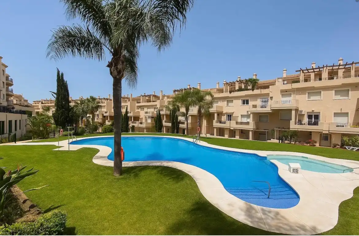 Pis amb piscina en venda a El Castillo, imagen 6