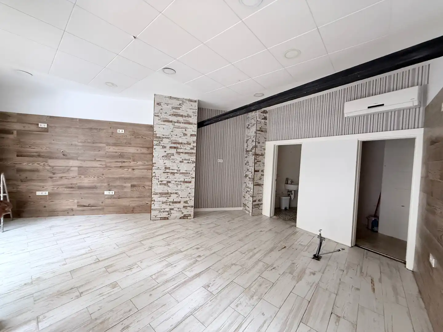 Business premises for sale in Calle Salitre