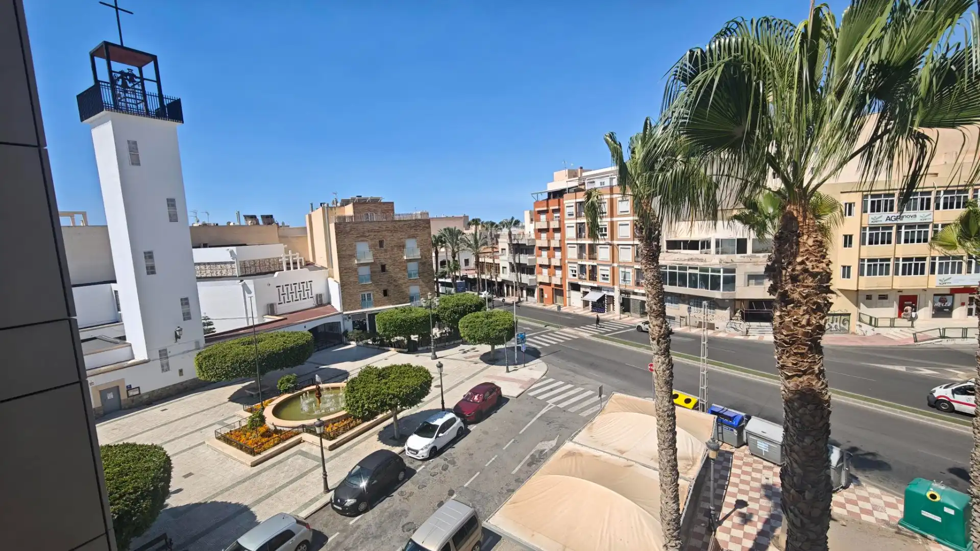 Vista exterior de Piso en venta en Roquetas de Mar con Aire acondicionado, Terraza y Amueblado