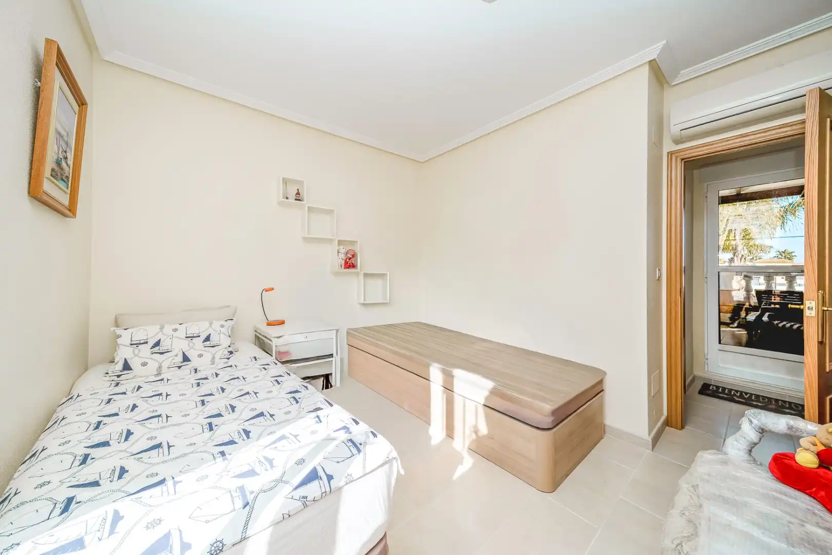 Dormitori de Casa adosada en venda en Orihuela amb Aire condicionat, Terrassa i Traster