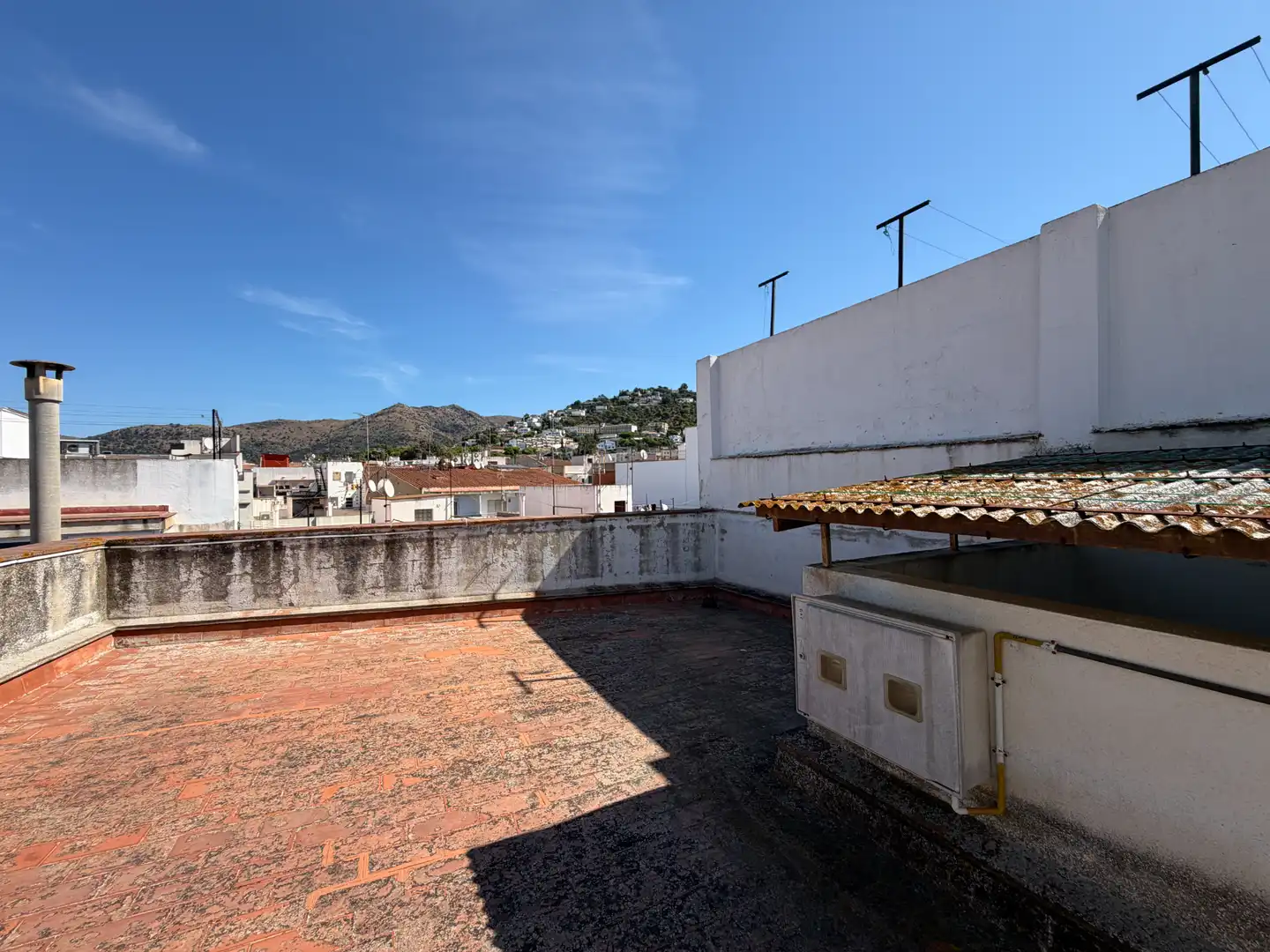Vista exterior de Apartamento en venta en Roses con Aire acondicionado, Terraza y Amueblado