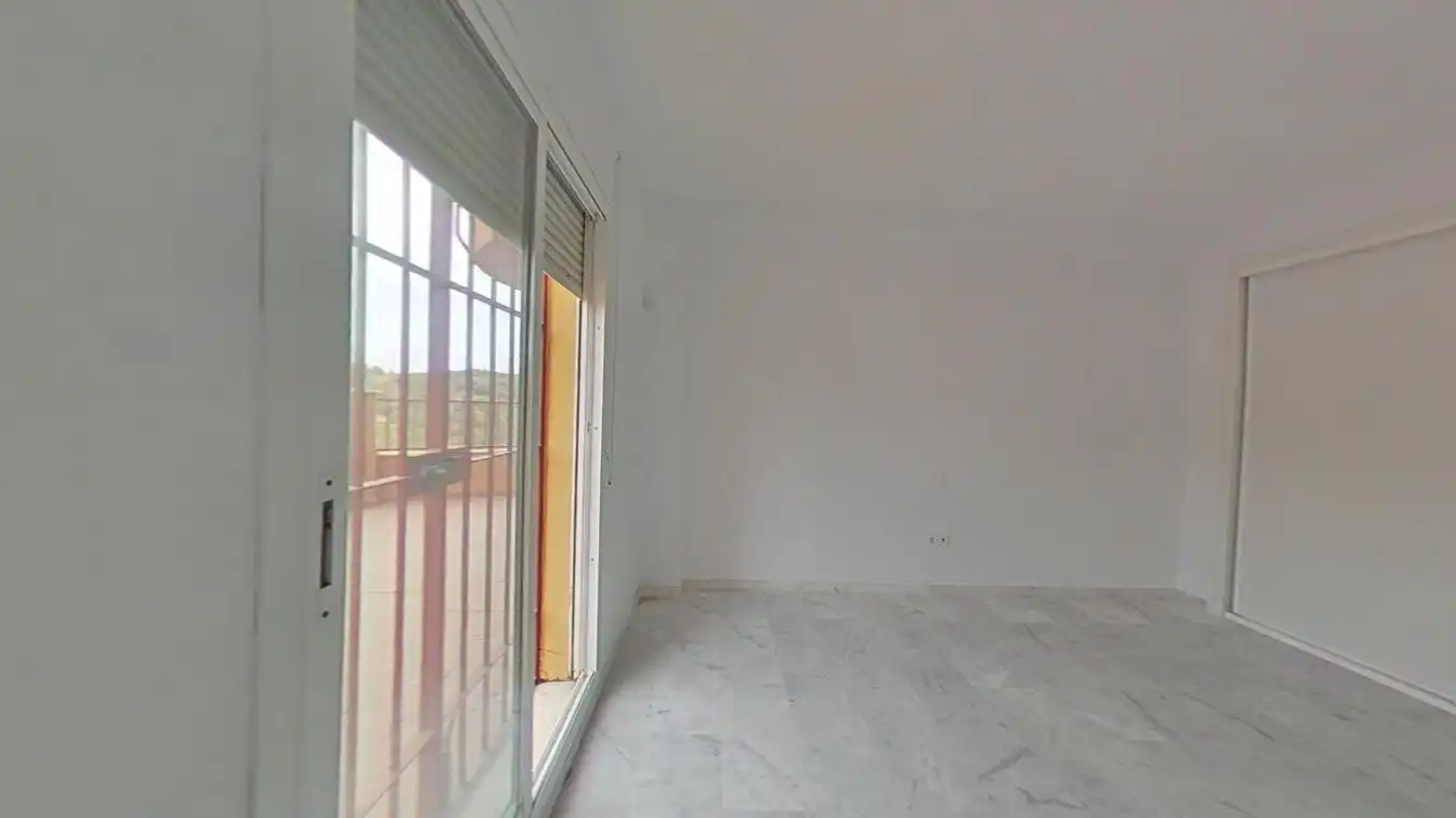 Bedroom of Flat for sale in Marbella  with Storage room and Swimming Pool