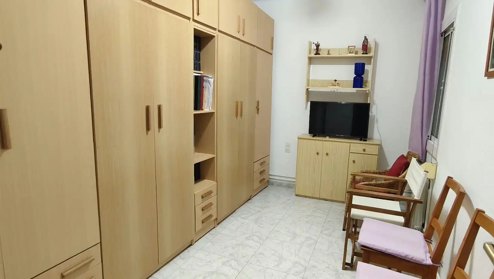 Habitación de Piso en venta en Cervelló con Calefacción, Amueblado y Horno