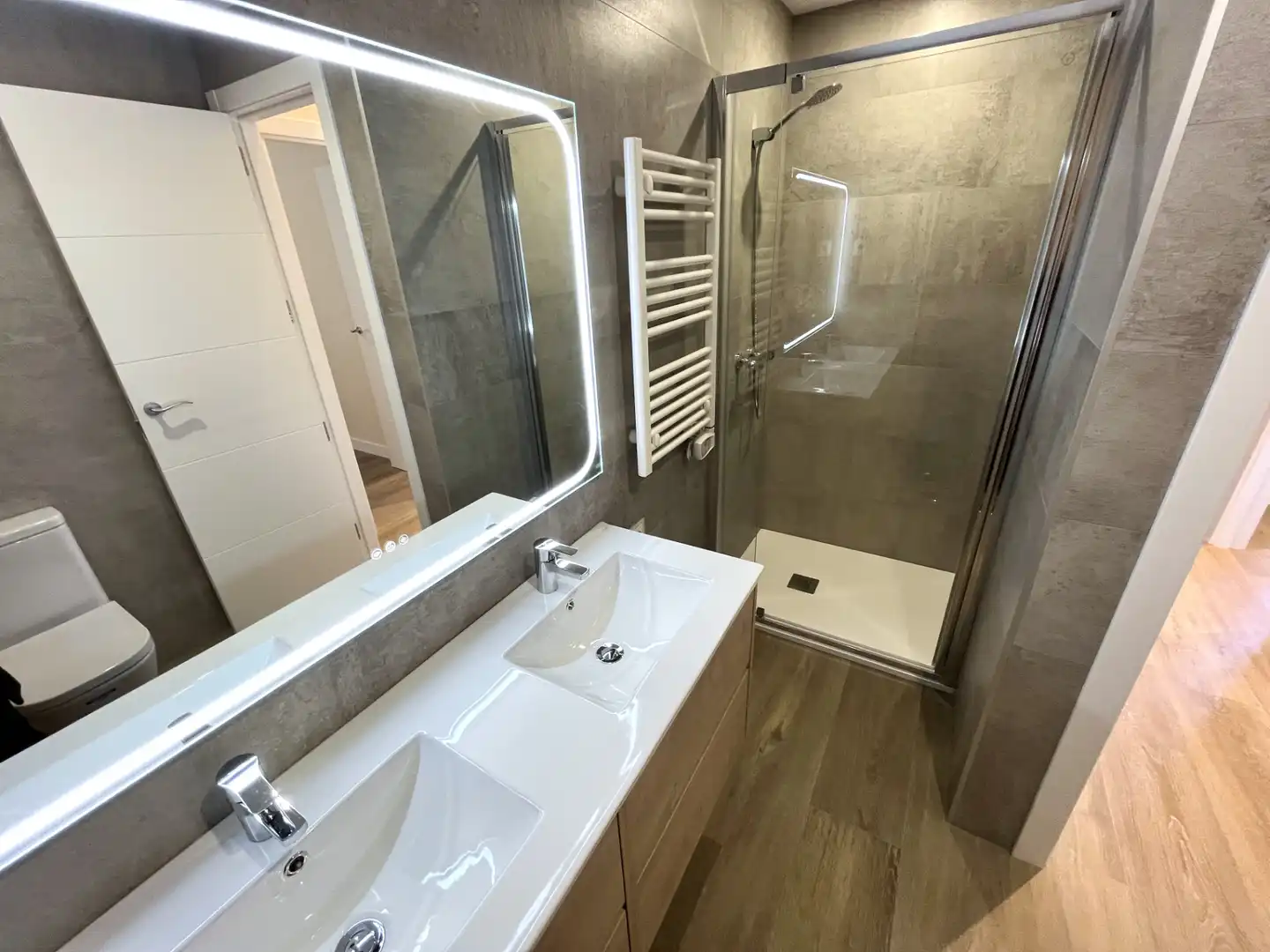 Baño de Piso en venta en Madrid con Aire acondicionado, Calefacción y Parquet