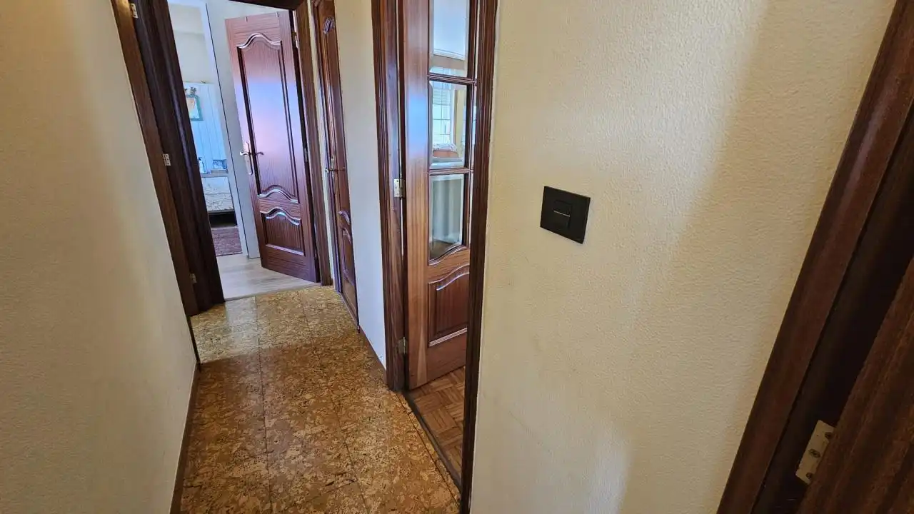 Piso en venta en Mos con Calefacción, Trastero y Amueblado