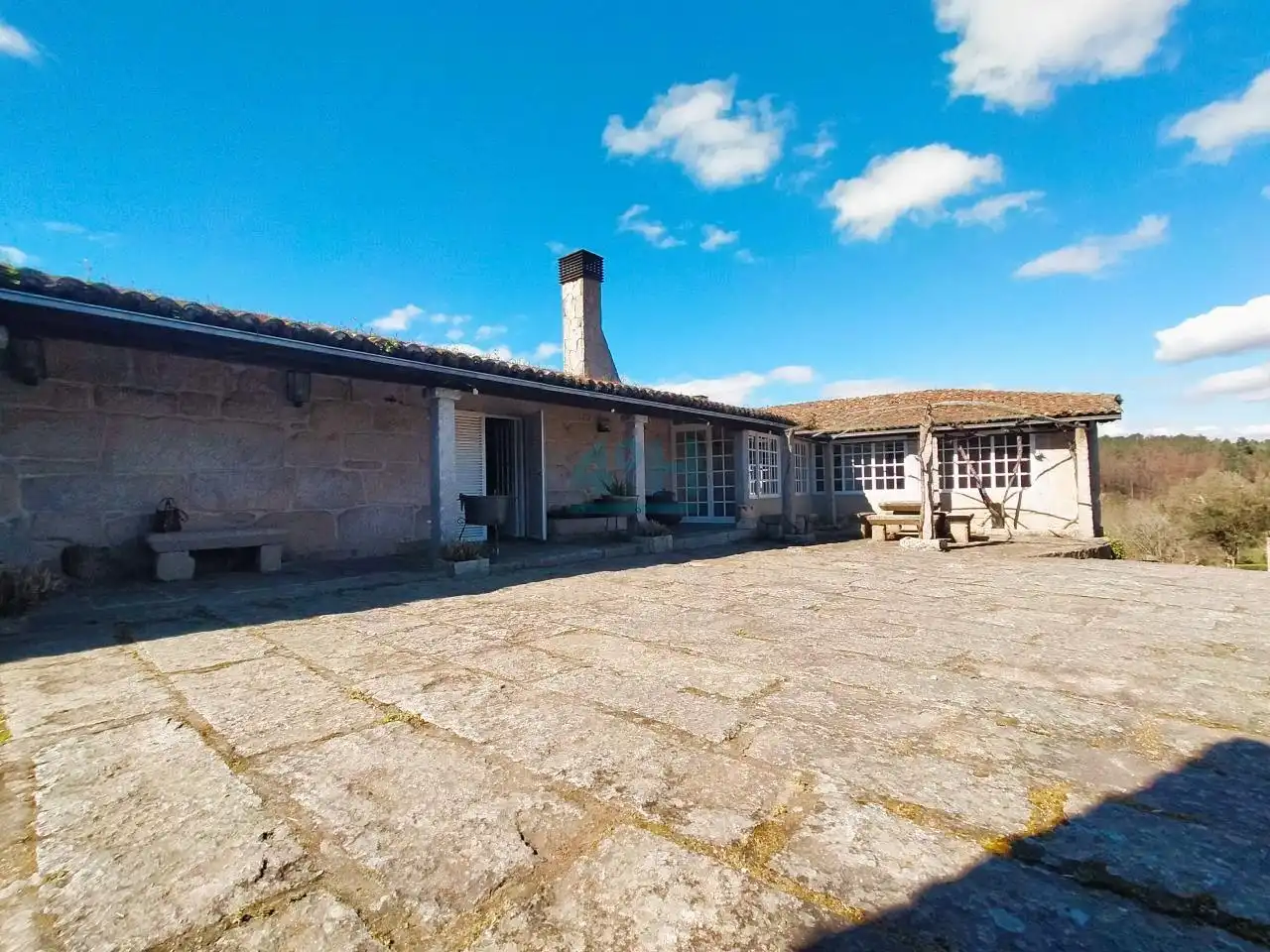 Vista exterior de Finca rústica de alquiler en San Cibrao das Viñas con Calefacción, Jardín privado y Terraza
