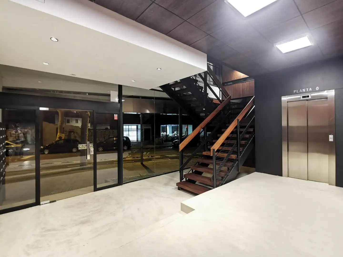 Apartament en venda en Barcelona amb Aire condicionat, Jardí privat i Piscina