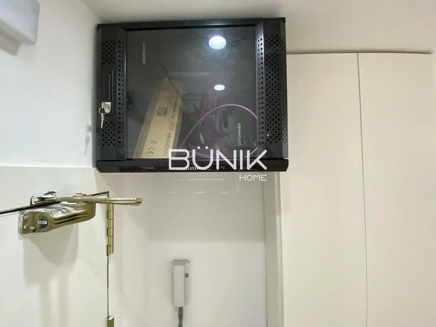 Office for rent in Barcelona  with Air Conditioner