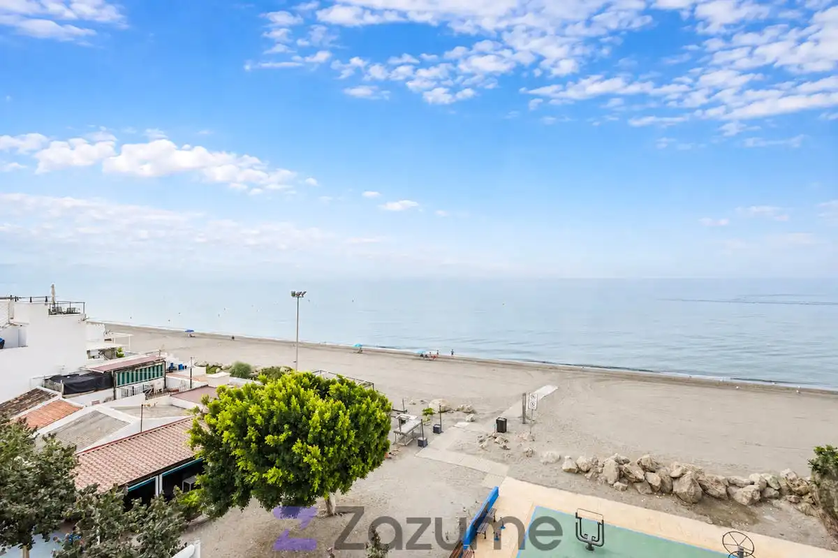 Ático de alquiler en Vélez-Málaga con Aire acondicionado, Calefacción y Terraza
