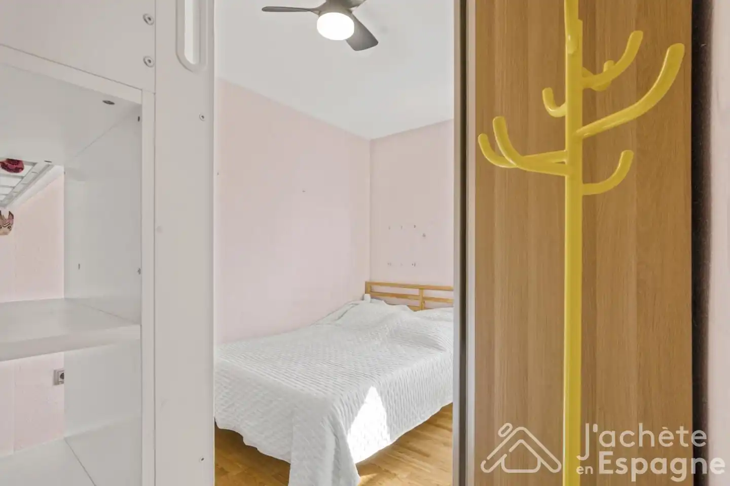 Habitación de Apartamento en venta en Gavà con Calefacción y Terraza