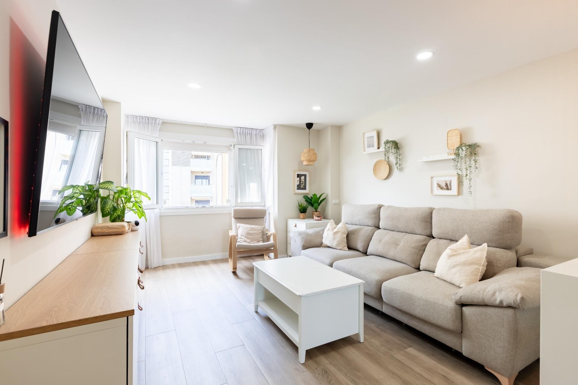 Living room of Flat for sale in  Palma de Mallorca  with Air Conditioner, Terrace and Storage room