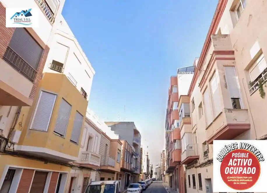 Vista exterior de Piso en venta en Madrid